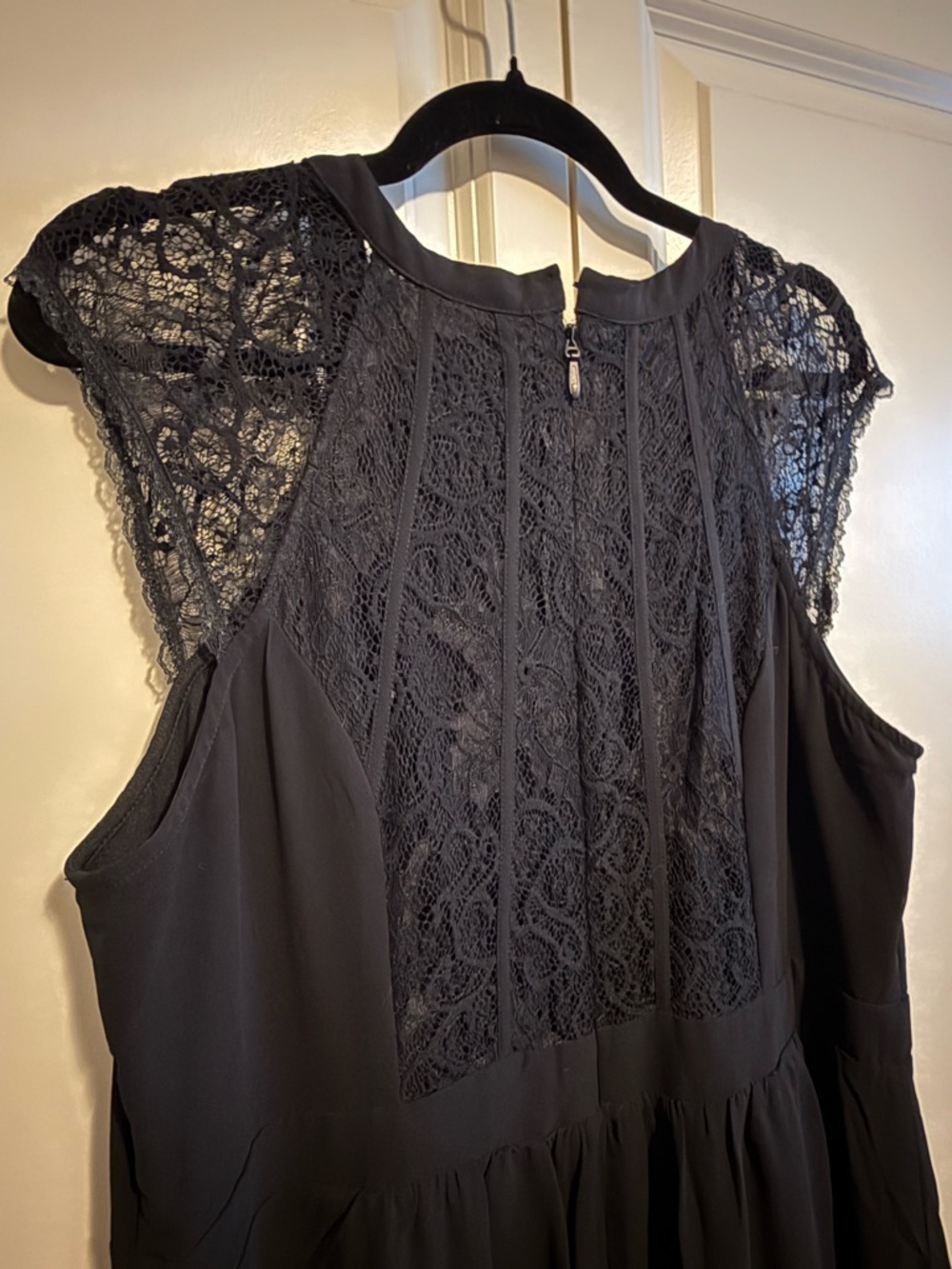 City Chic Black Lace Panel Dress - Picture 3 of 4